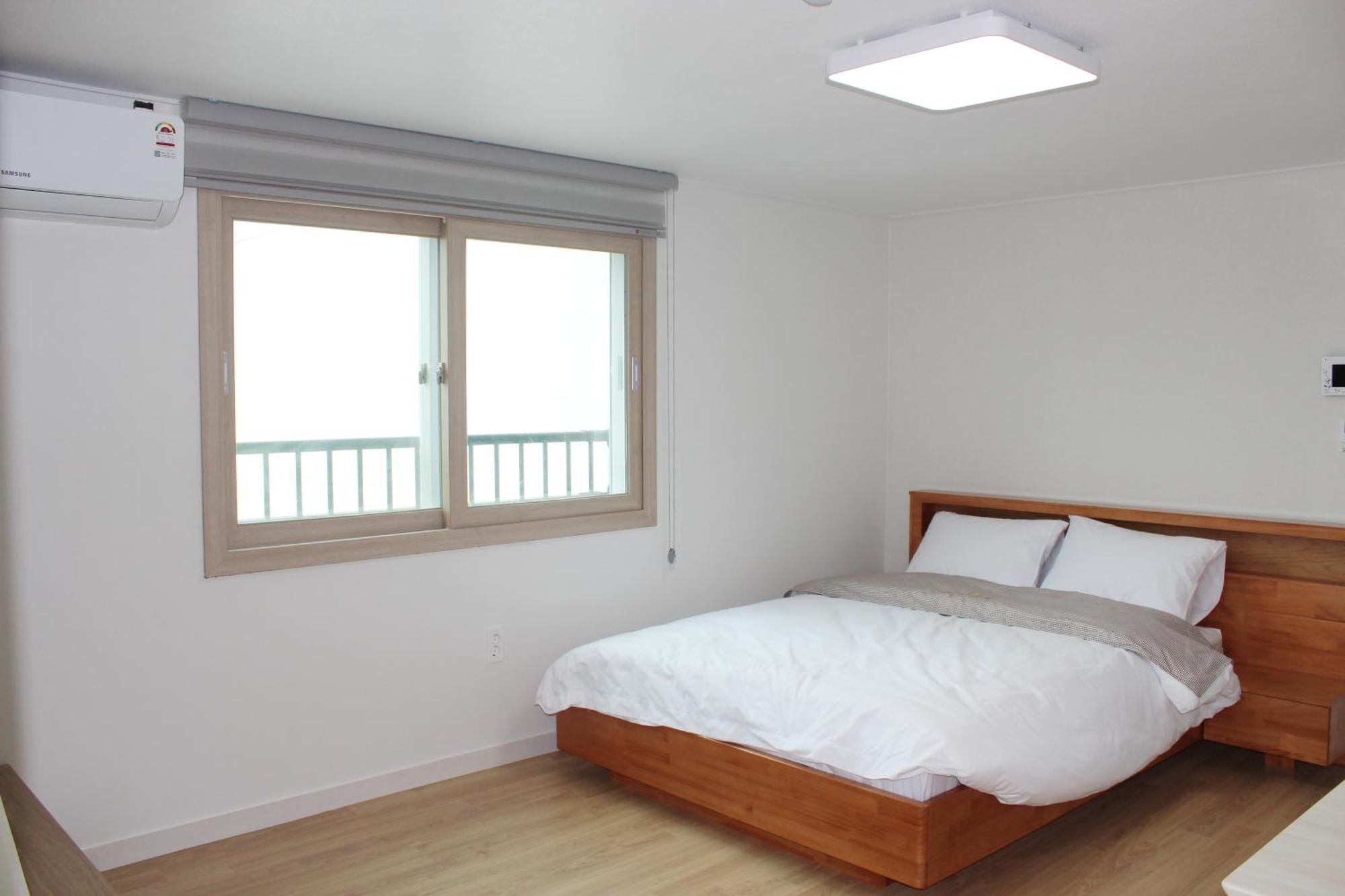 Jeju Aria Pension Exterior photo